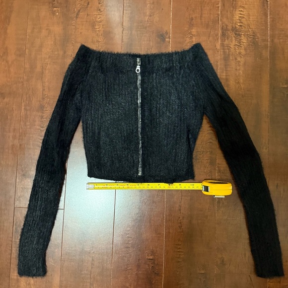 Spicy Fuzzy front Zipper Knit Off Shoulder Top, Black, XS-S - Picture 10 of 10
